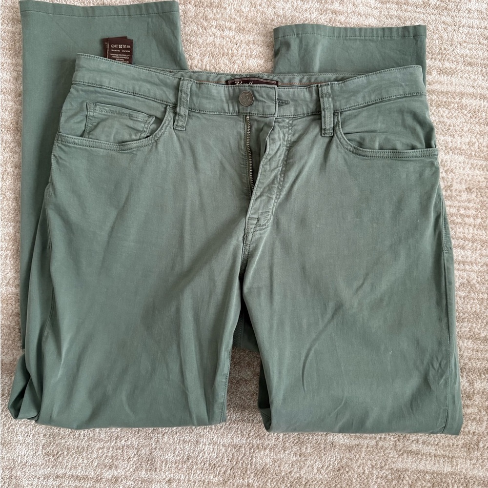 EUC 34 Heritage Charisma Green twill jeans size 34